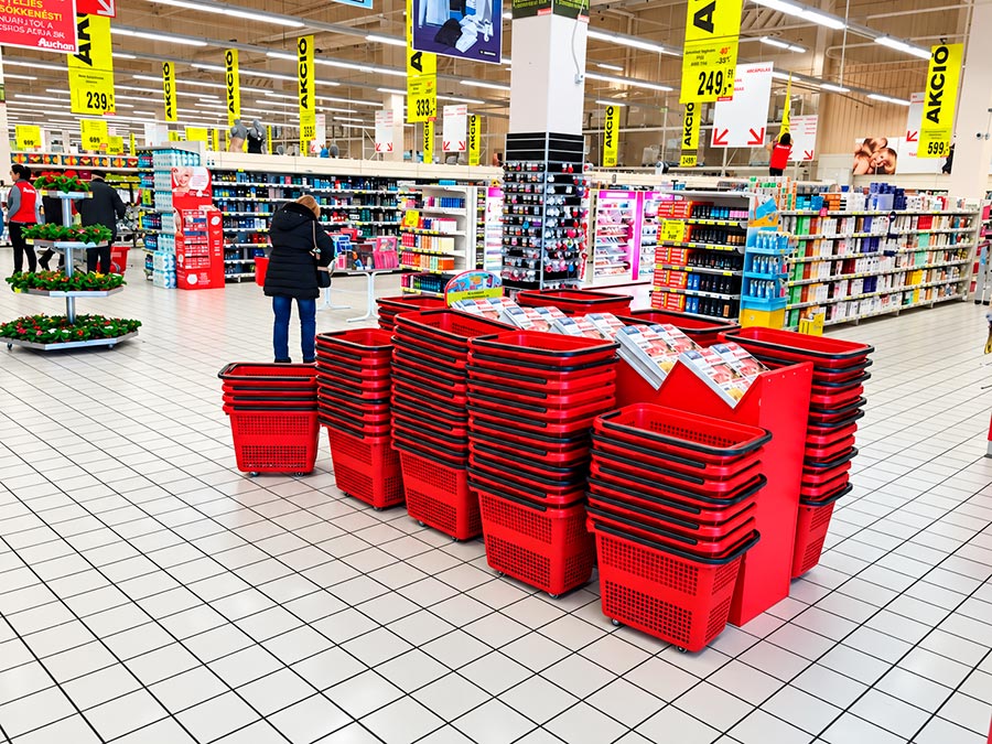 Cestas utilizadas en tienda de alimentación